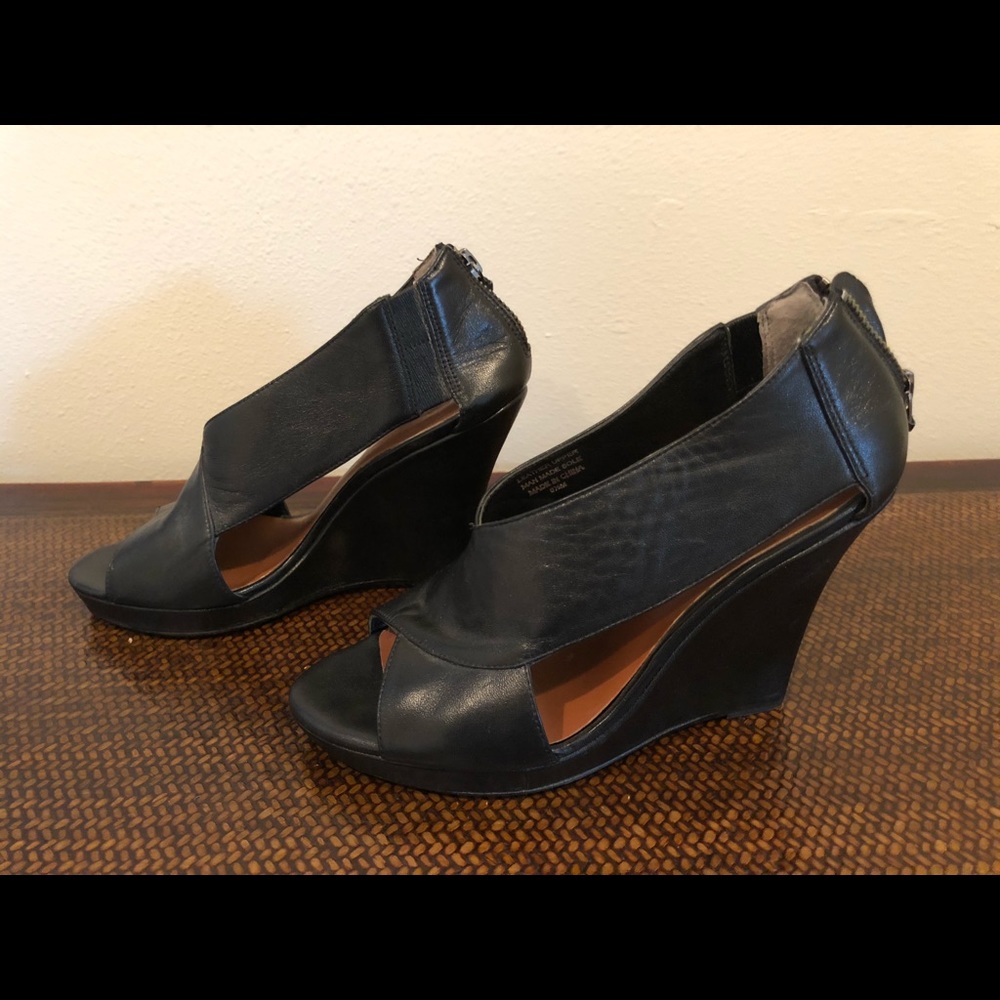 Halogen black leather wedges, size 6 - Picture 3 of 5